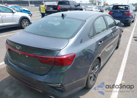 2021 Kia Forte Gt-Line из США, поврежденный, VIN 3KPF34AD3ME270217
